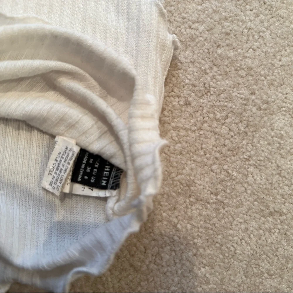 SHEIN Cream Ribbed Tank Top - Picture 3 of 3